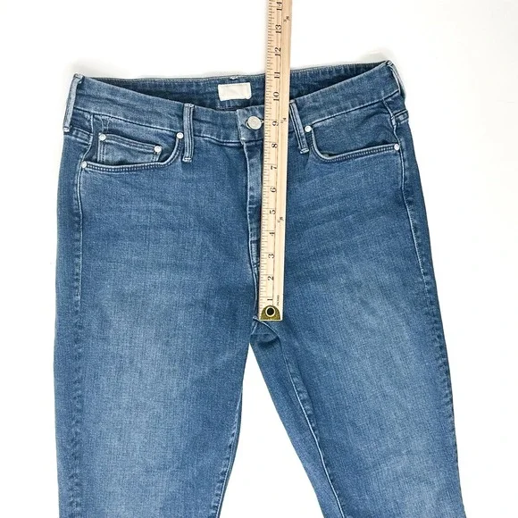 MOTHER The Looker Ankle Fray Jeans Chain of Destiny Medium Wash Size 29